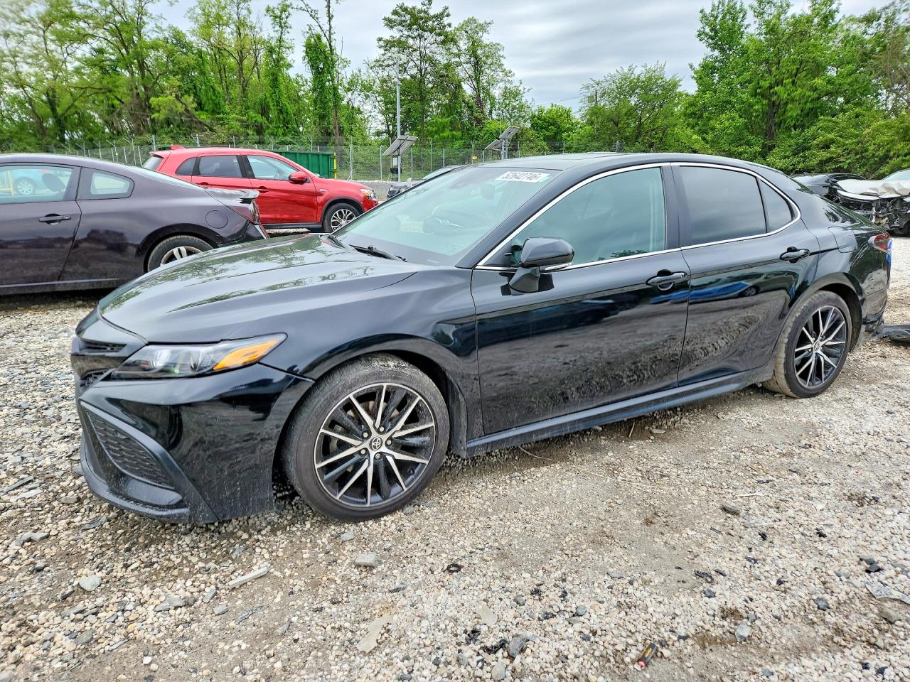 Salvage Toyota Camry Image