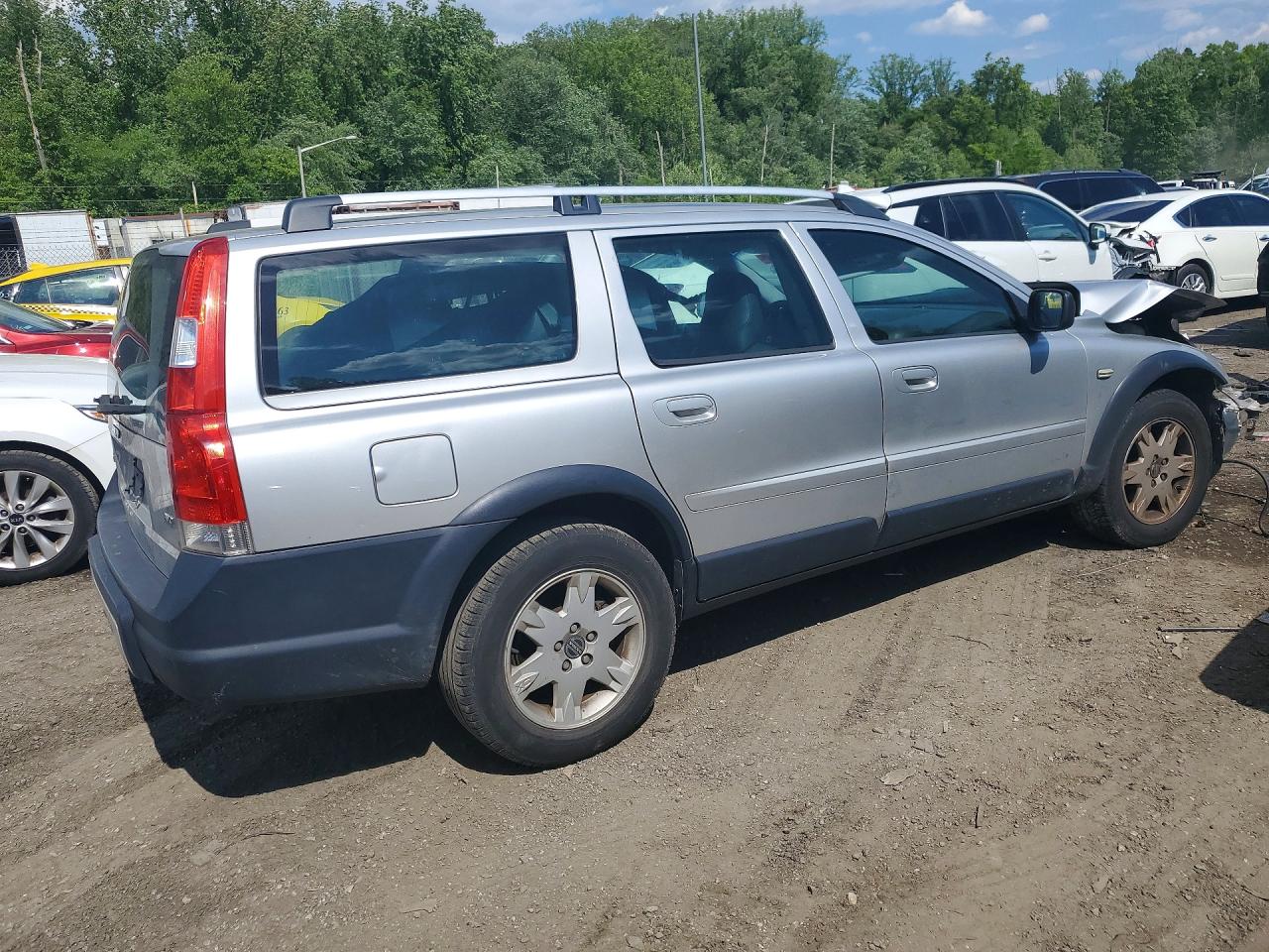 Volvo XC70