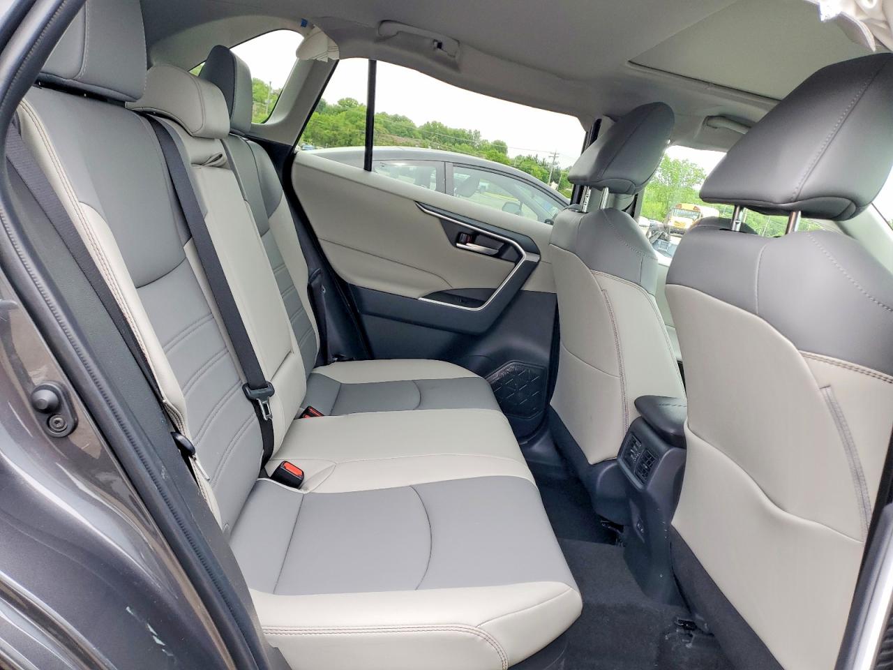 Toyota RAV4 Xle Premium
