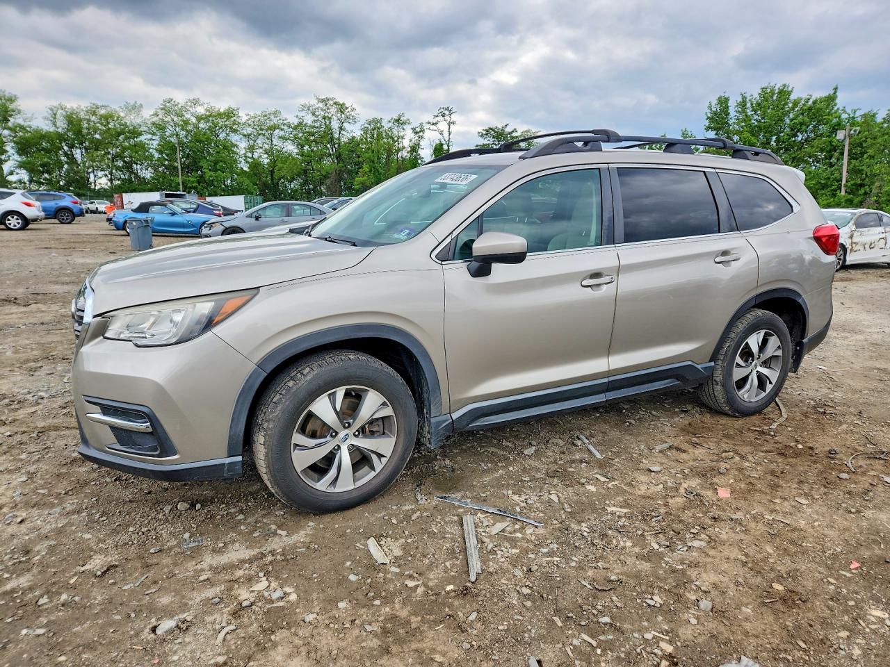 Salvage Subaru Ascent Image
