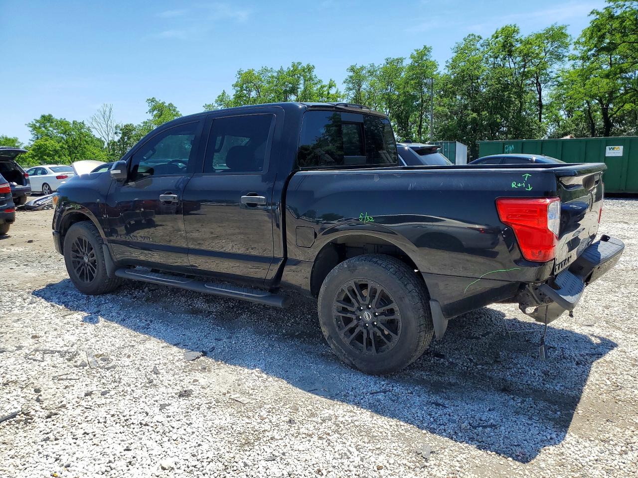 Nissan Titan Sv