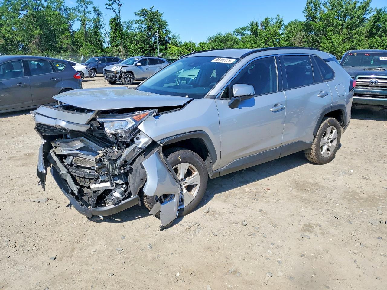 Salvage Toyota RAV4 Image