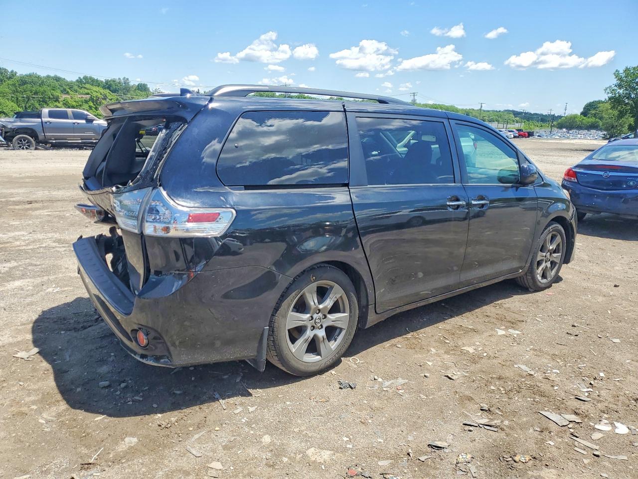 Toyota Sienna Se Premium 8-passenger