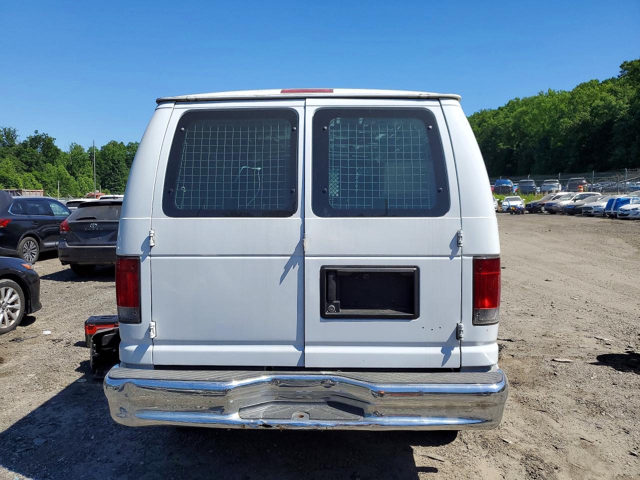 Ford Econoline E250 Van