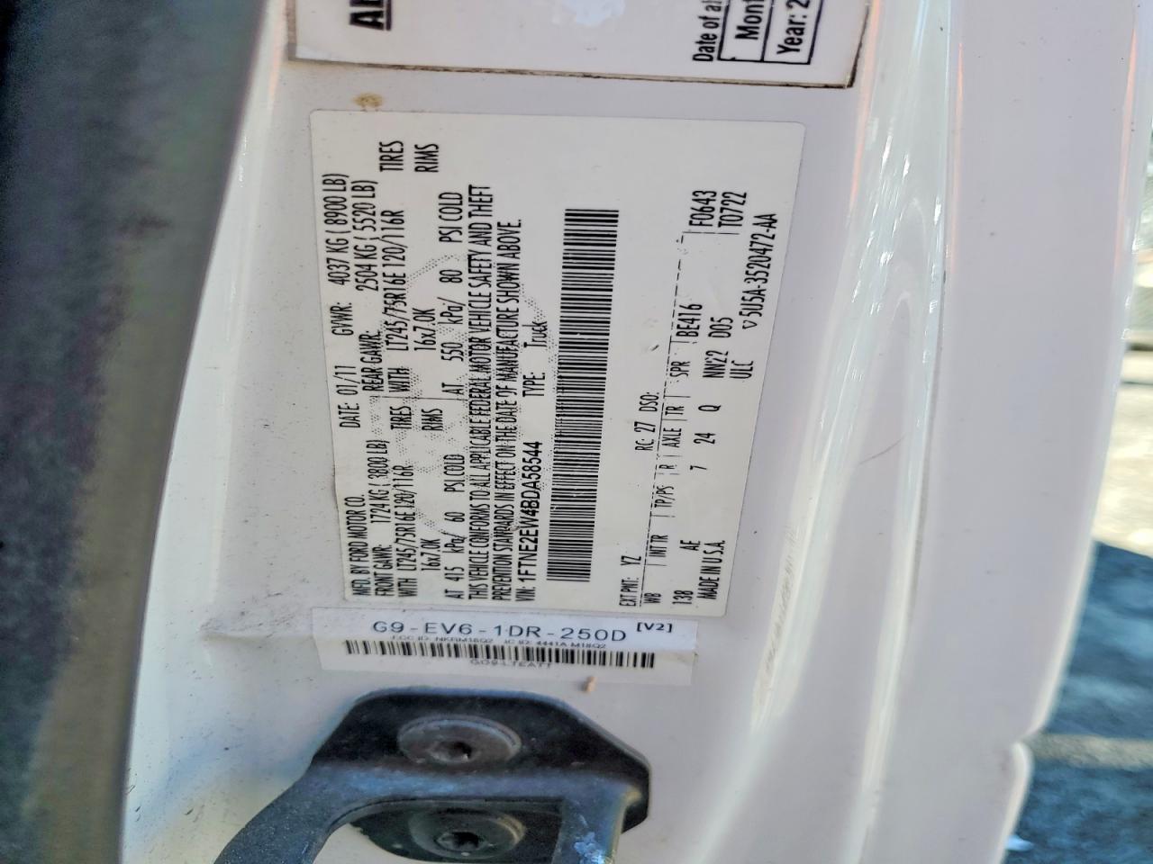 Ford Econoline E250 Van