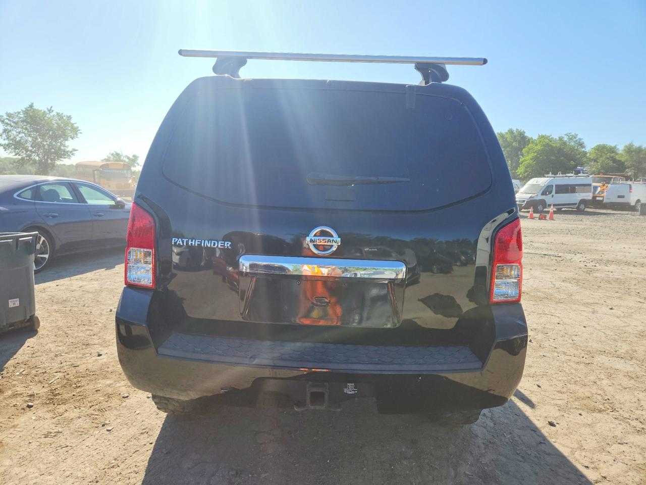 Nissan Pathfinder S