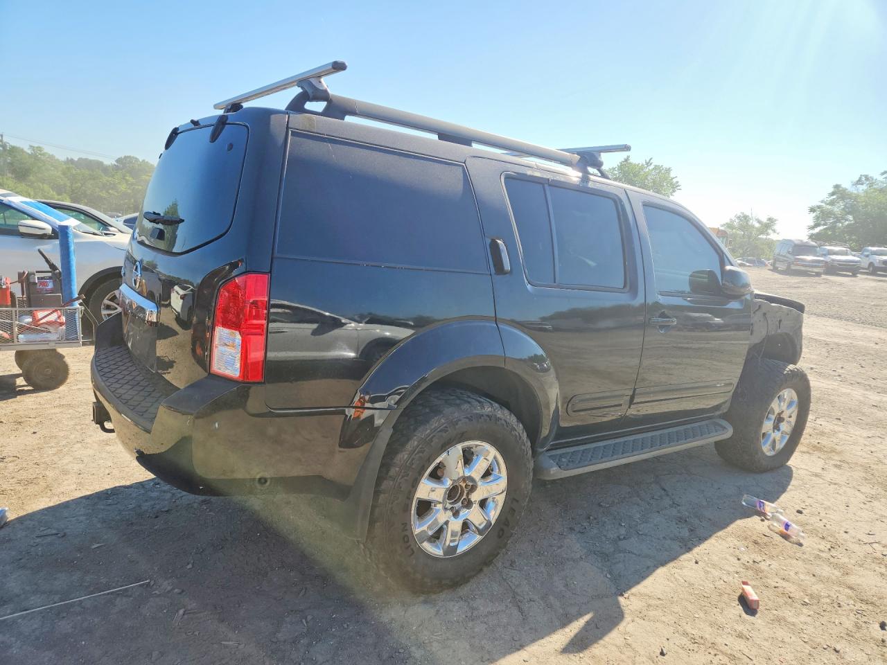 Nissan Pathfinder S