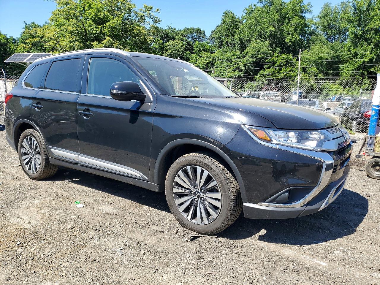 Mitsubishi Outlander Se