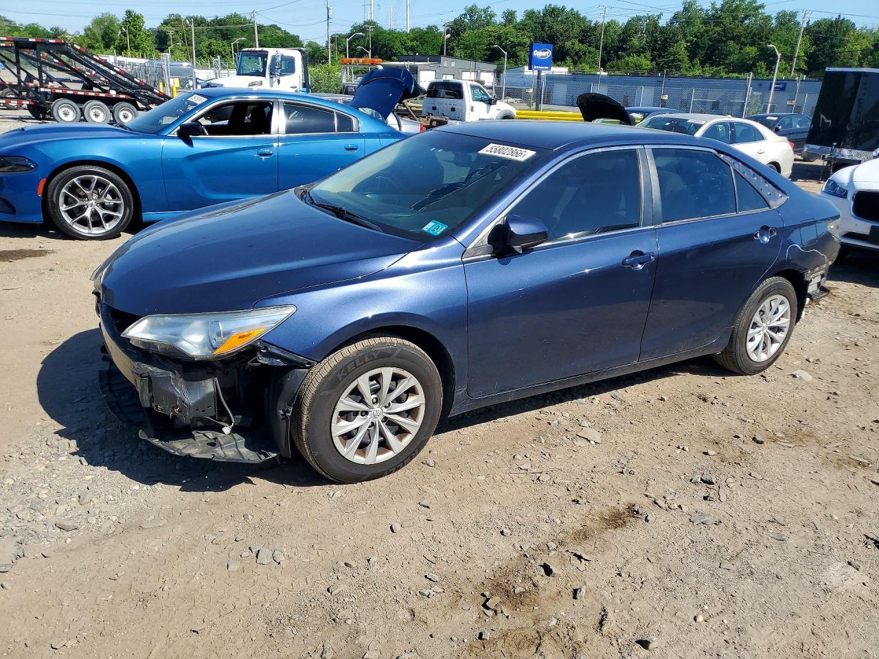 Salvage Toyota Camry Image