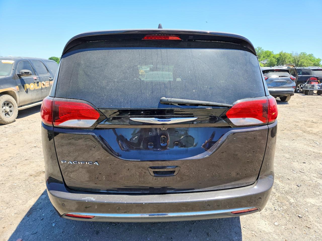 Chrysler Pacifica Touring L