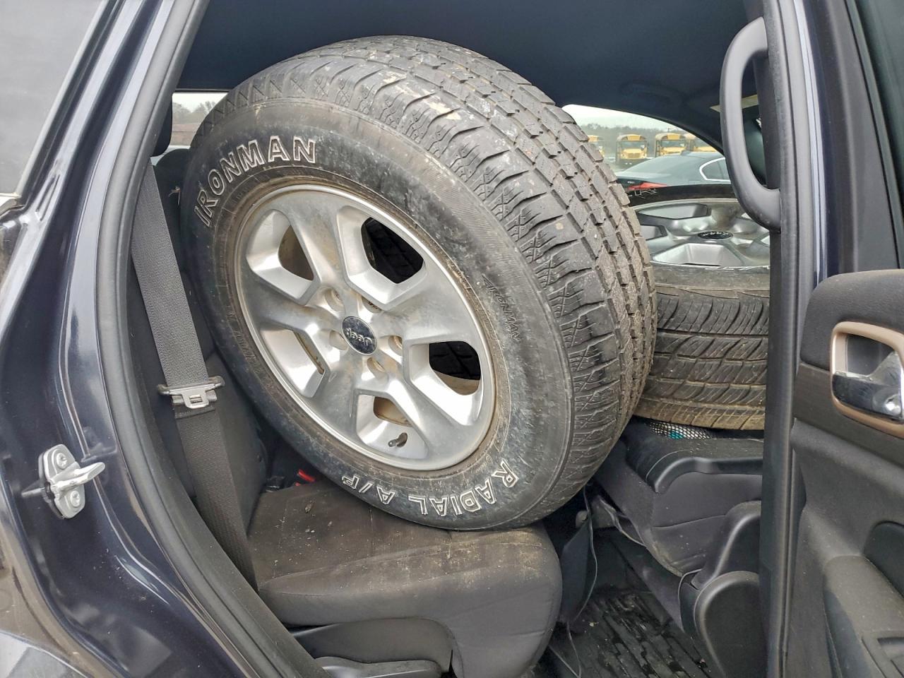 Jeep Grand Cherokee Laredo