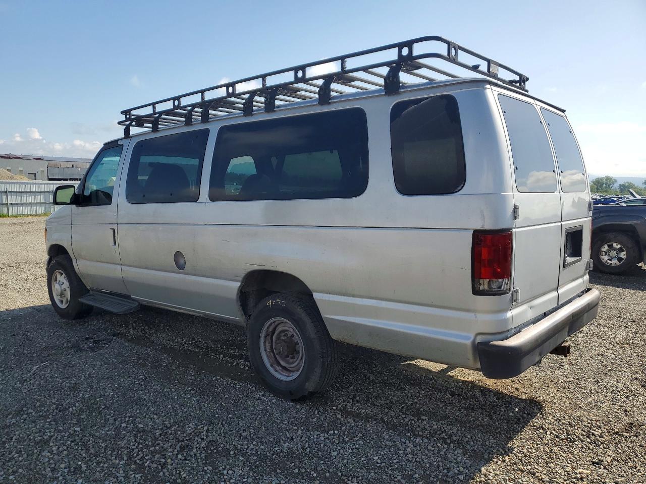 Ford Econoline E350 Super Duty Wagon
