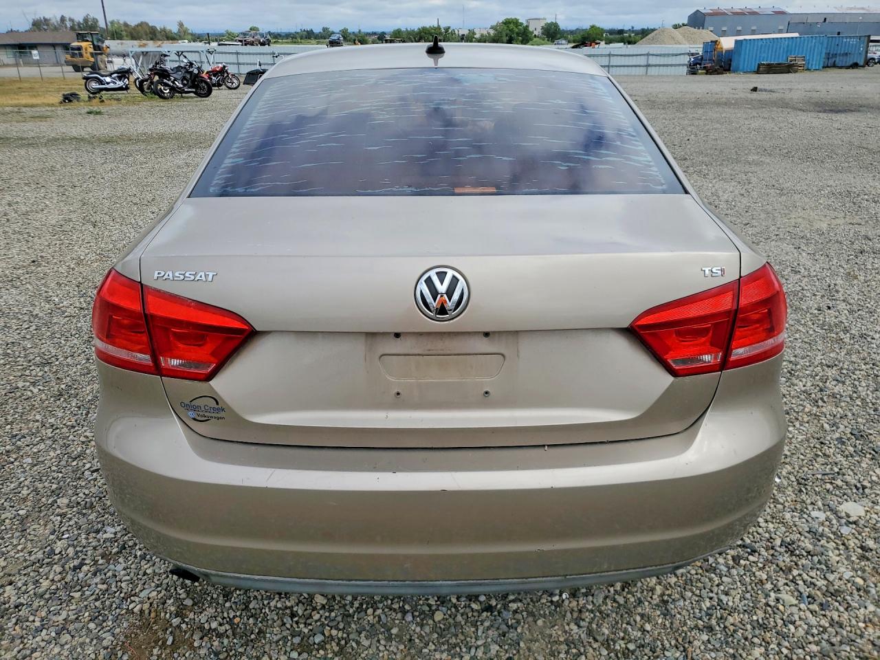 Volkswagen Passat S