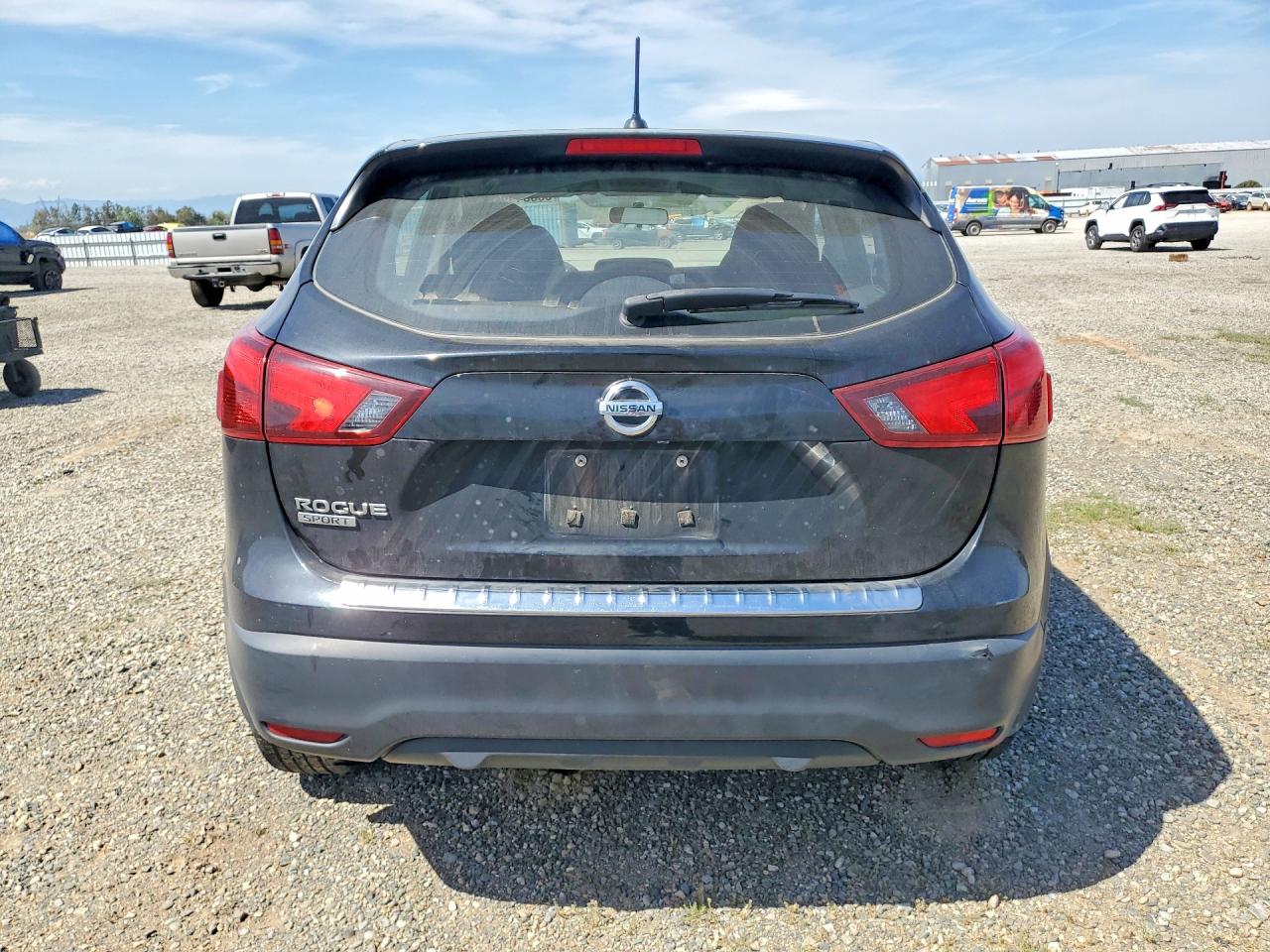 Nissan Rogue S