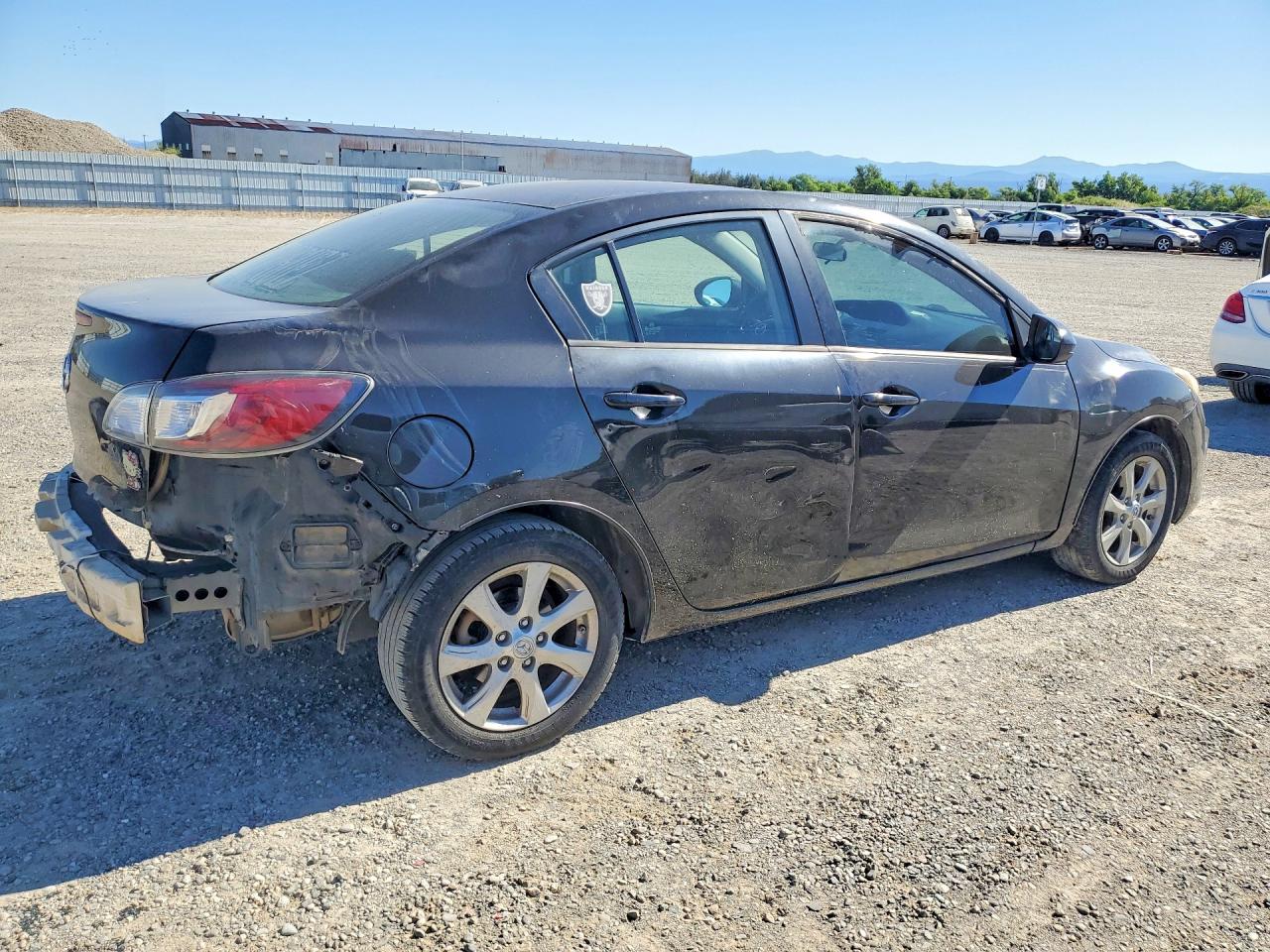 Mazda 3 I