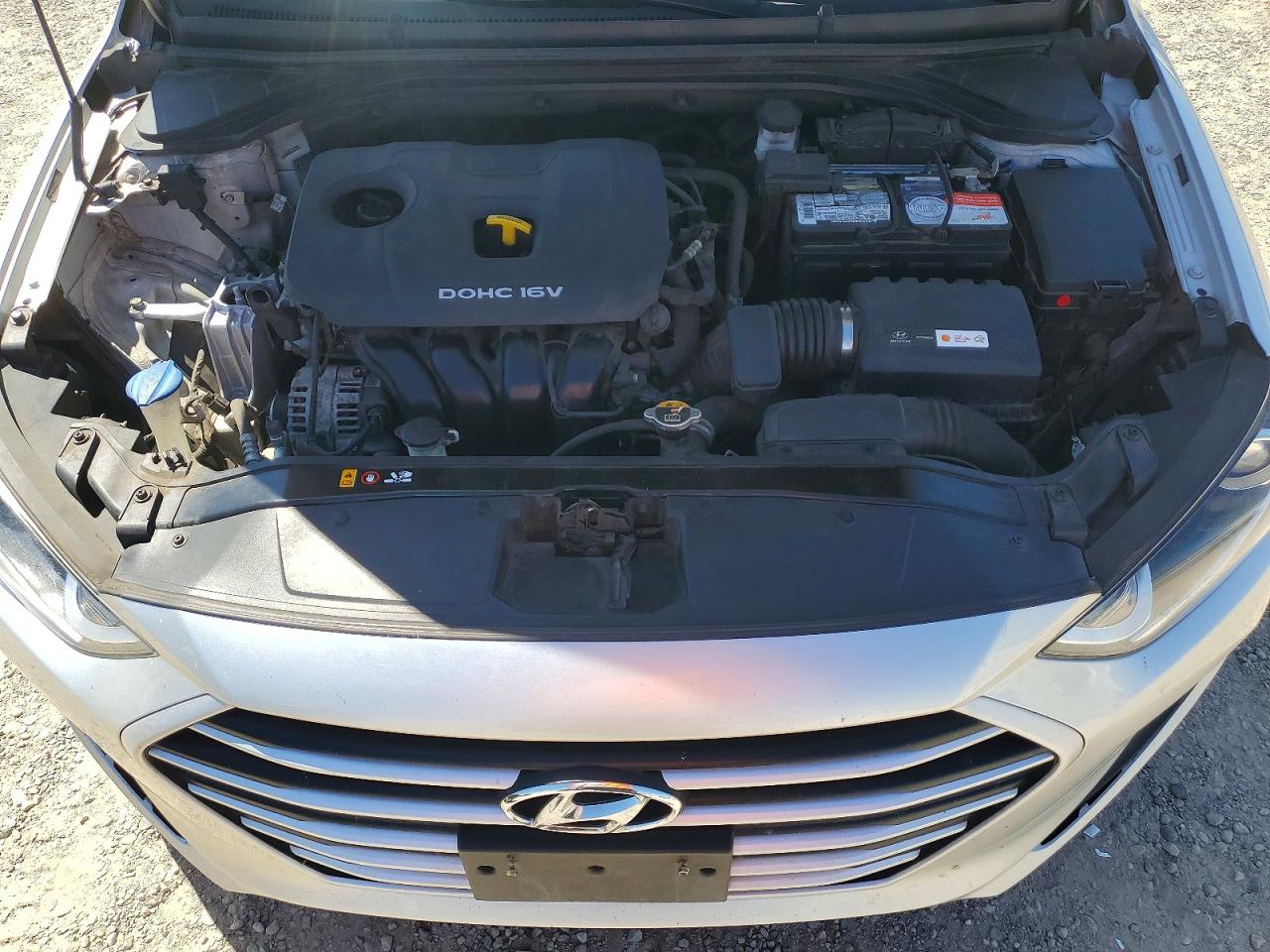 Hyundai ELANTRA Sel