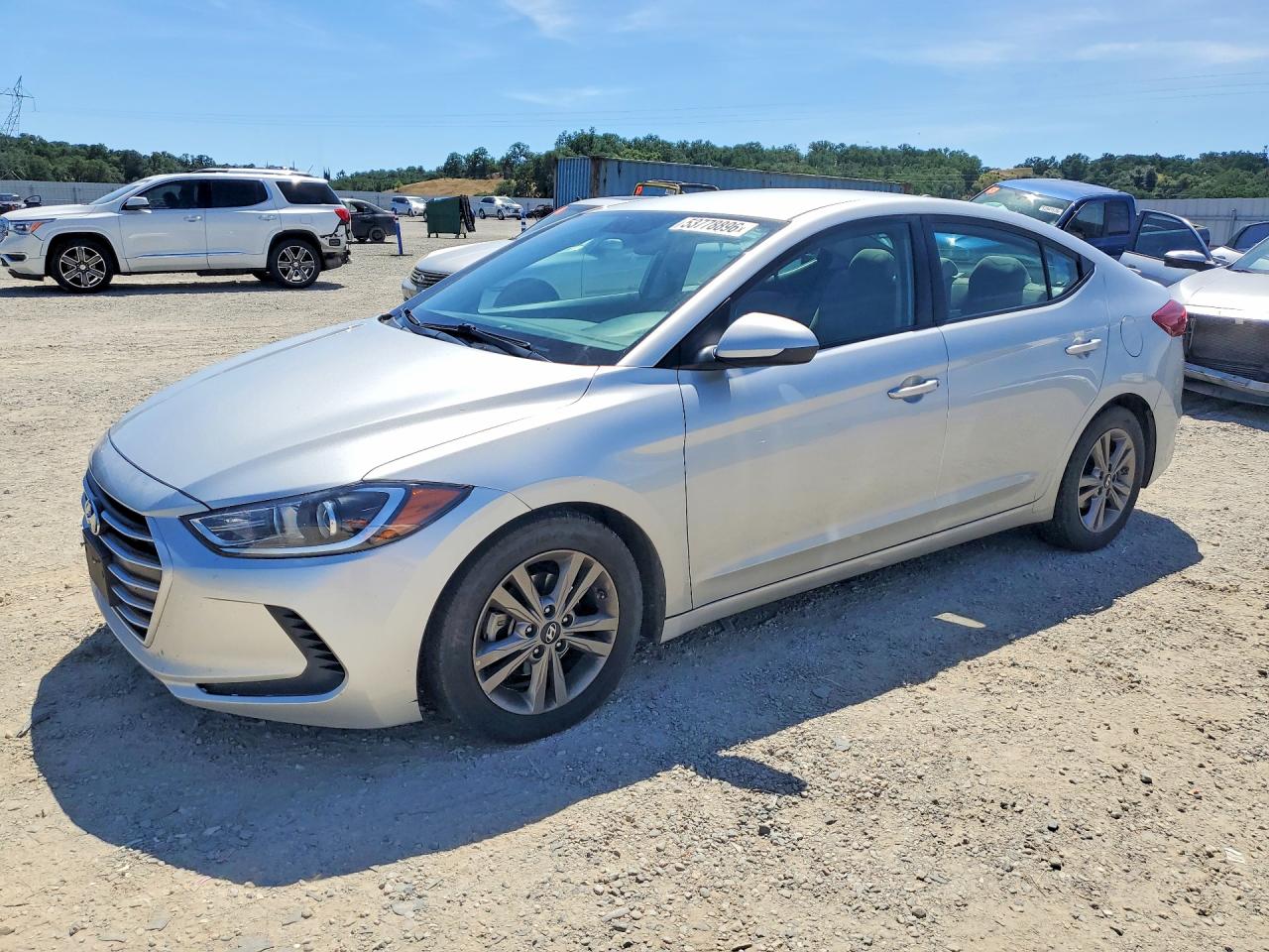 Salvage Hyundai ELANTRA Image
