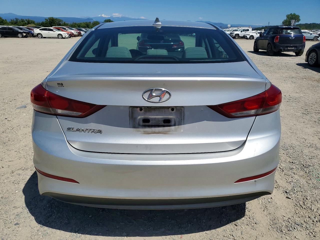 Hyundai ELANTRA Sel