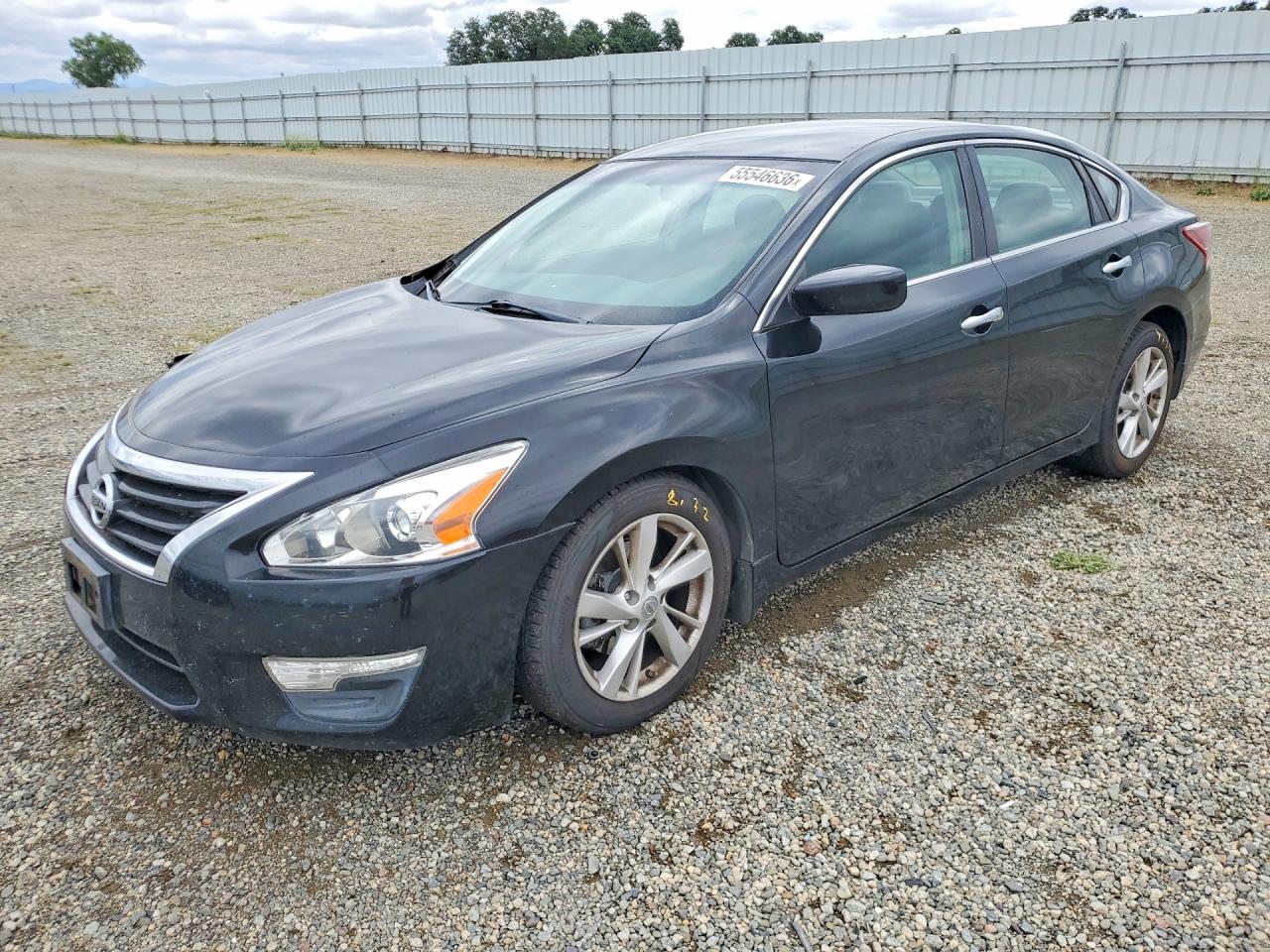 Salvage Nissan Altima Image