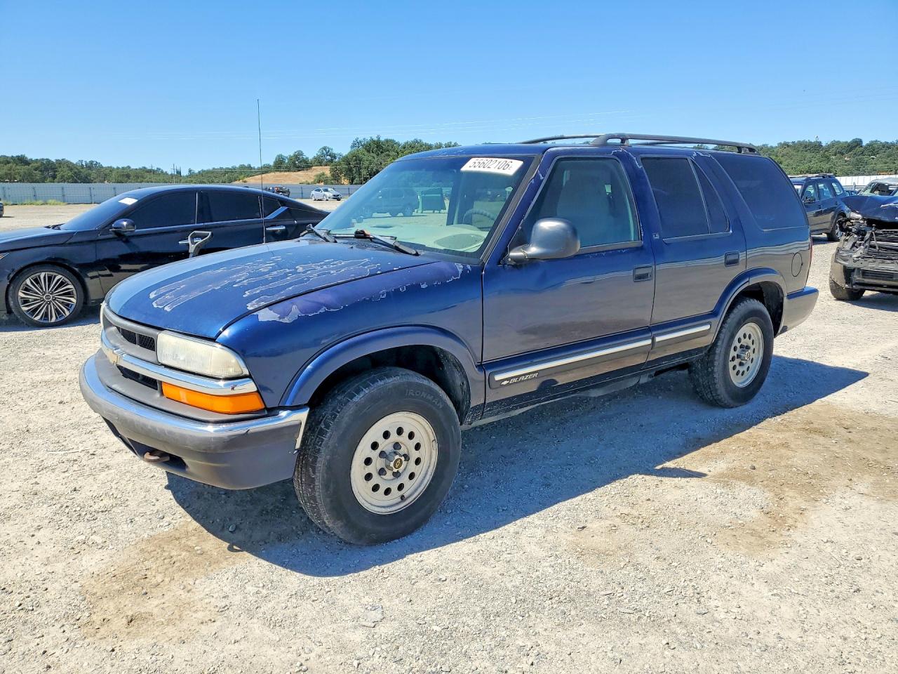 Salvage Chevrolet Blazer Image
