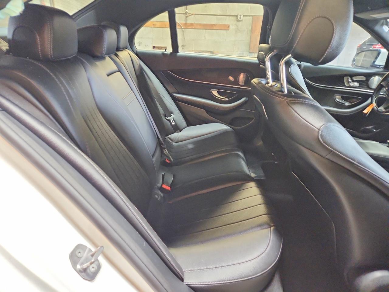 Mercedes-Benz E-Class 300 4matic