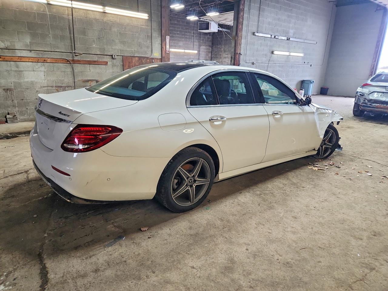 Mercedes-Benz E-Class 300 4matic