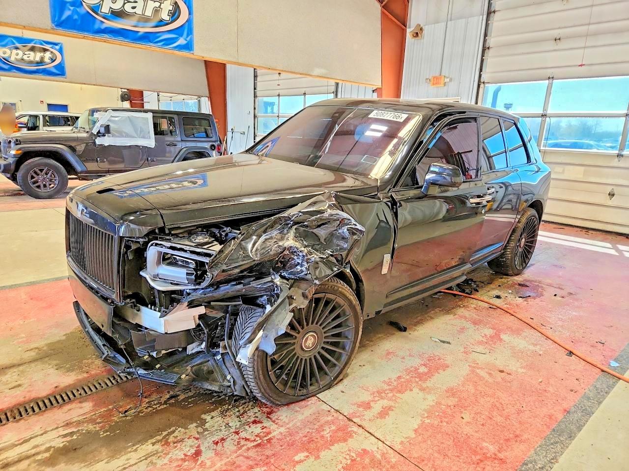 Salvage Rolls-Royce Cullinan Image