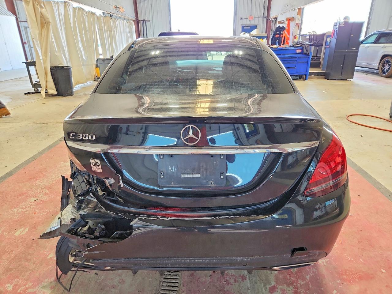 Mercedes-Benz C-Class 300