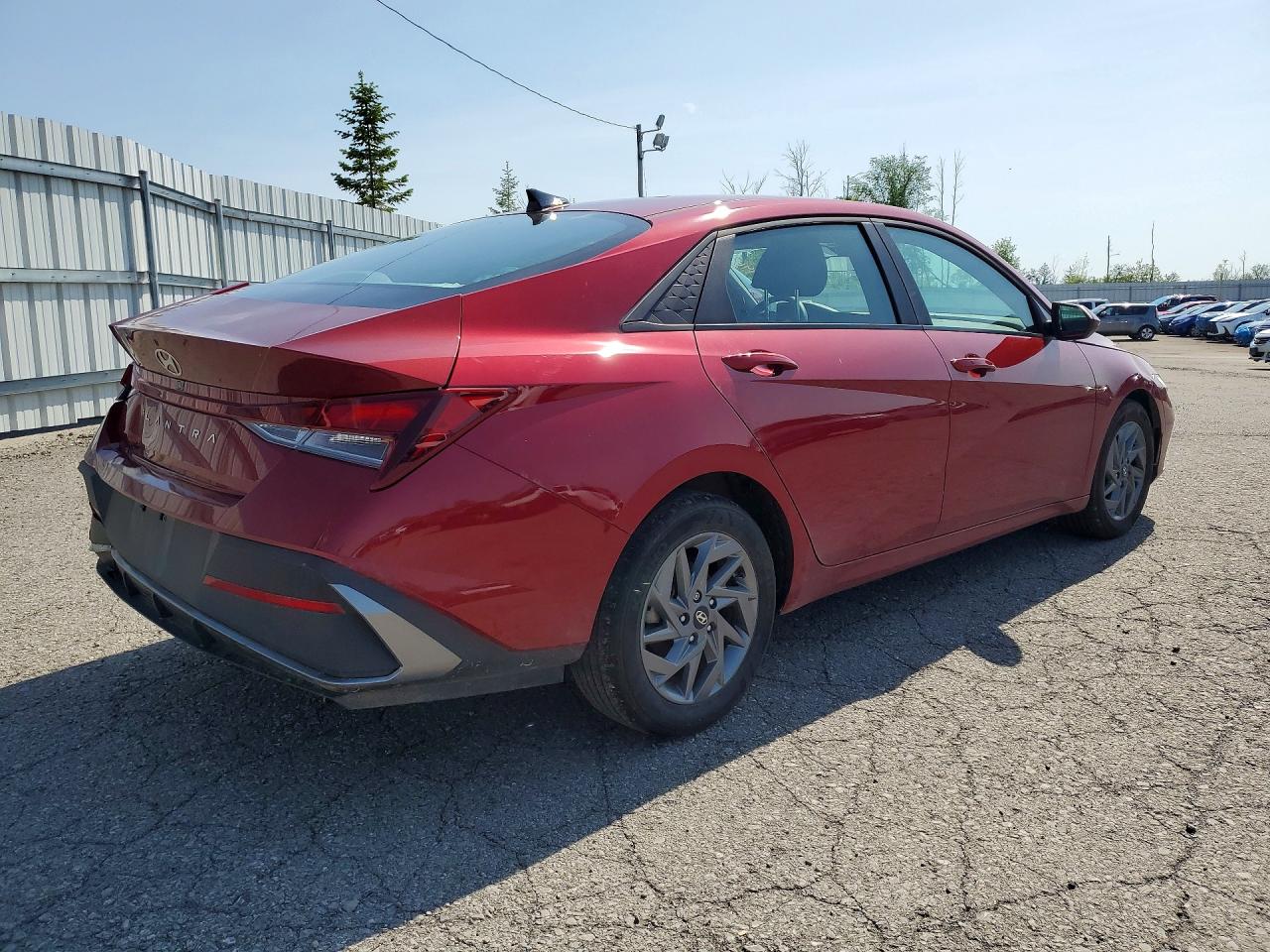 Hyundai ELANTRA Sel