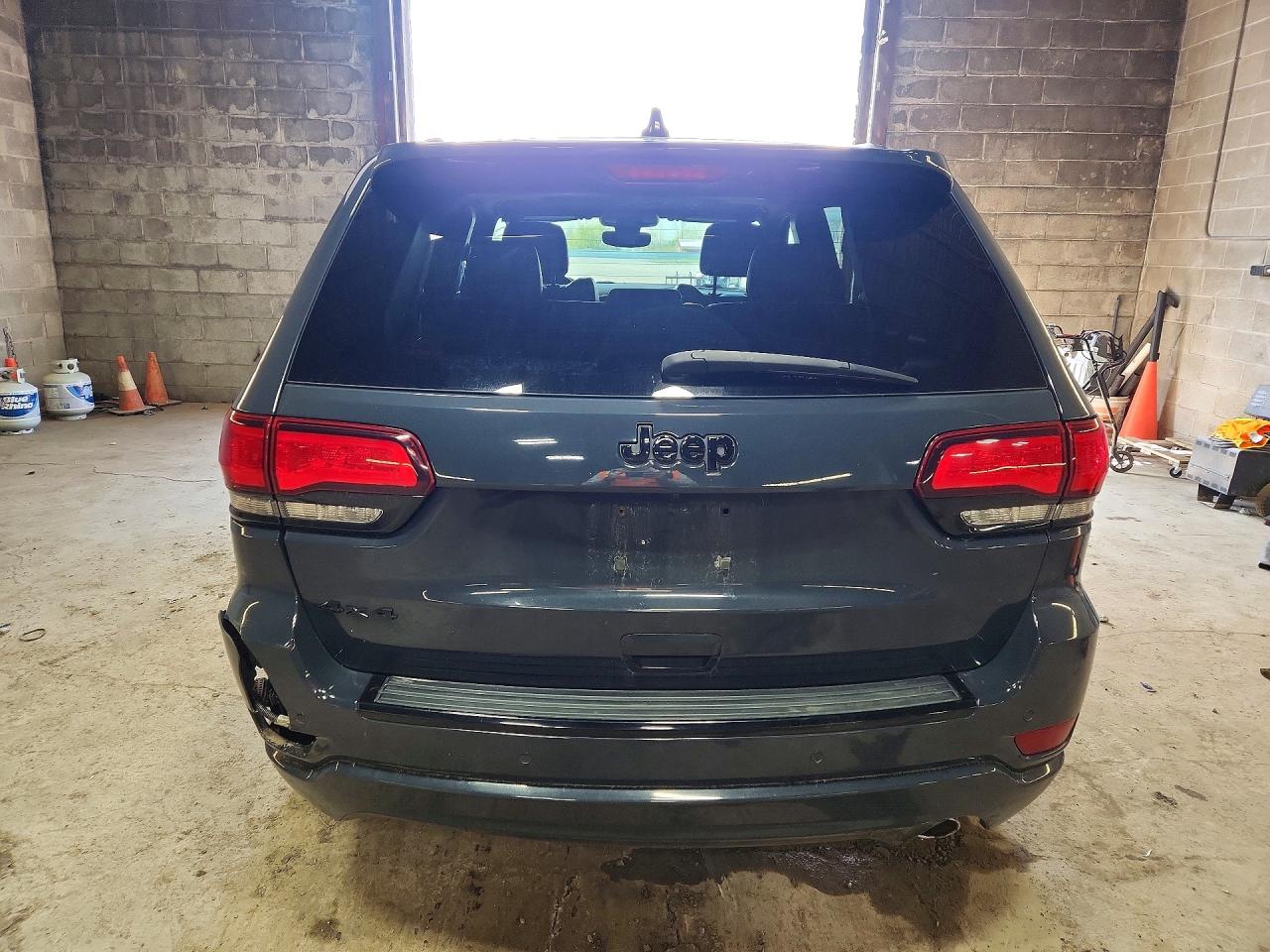 Jeep Cherokee Laredo