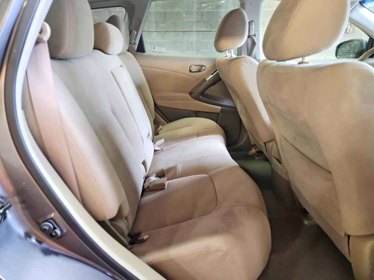 Nissan Murano S