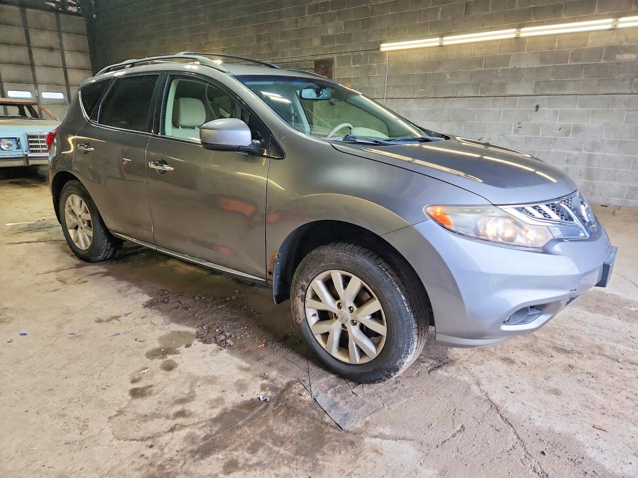 Nissan Murano S