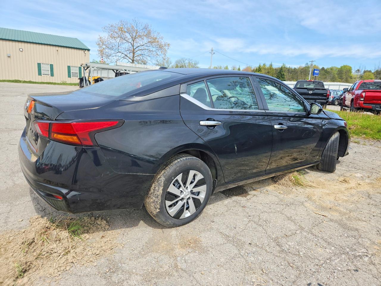Nissan Altima S