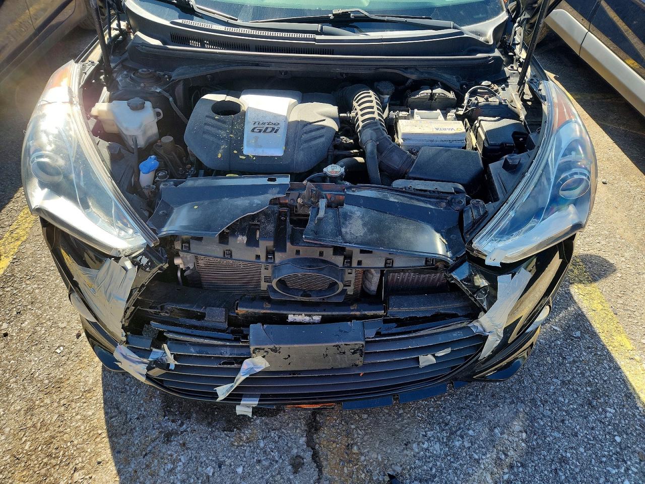 Hyundai VELOSTER Turbo