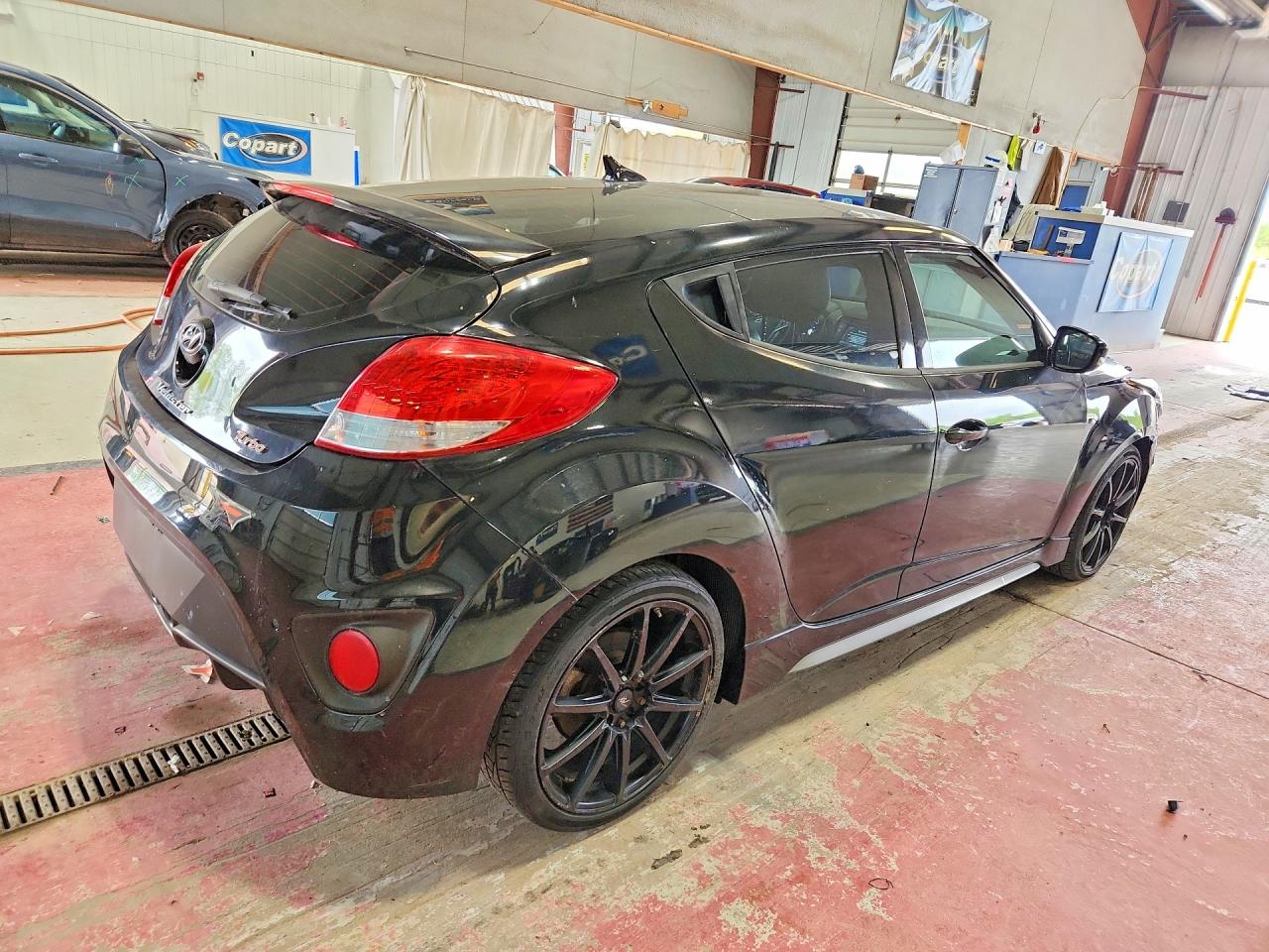 Hyundai VELOSTER Turbo