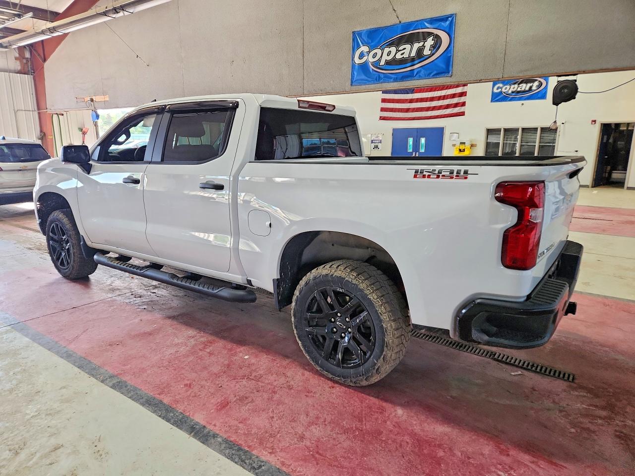 Chevrolet Silverado K1500 Trail Boss Custom