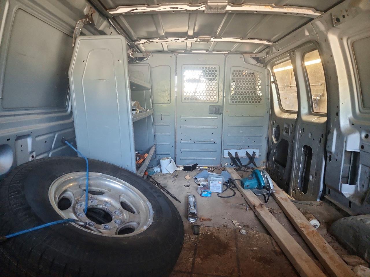 Ford Econoline E250 Van