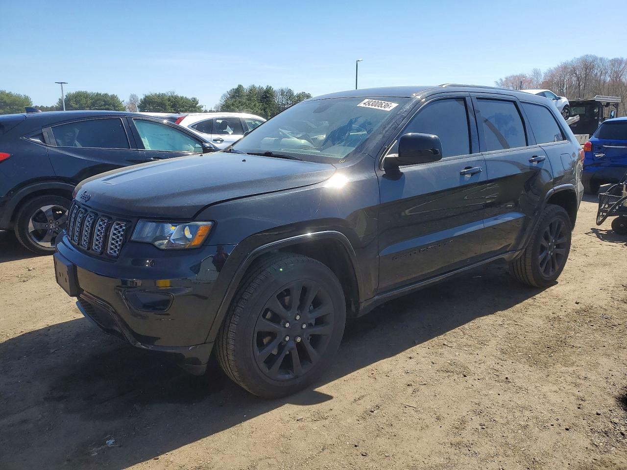 Salvage Jeep Cherokee Image