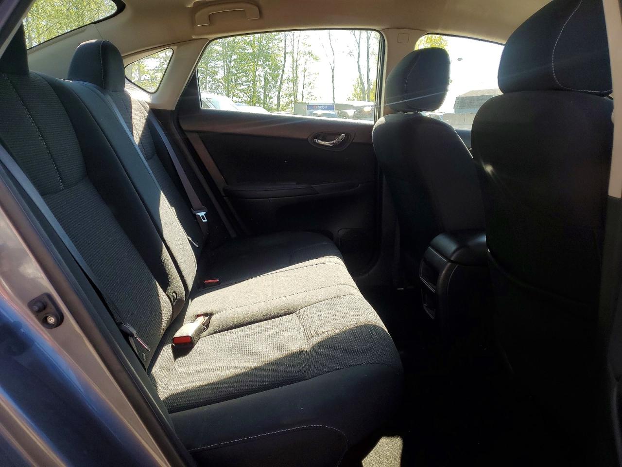 Nissan Sentra S