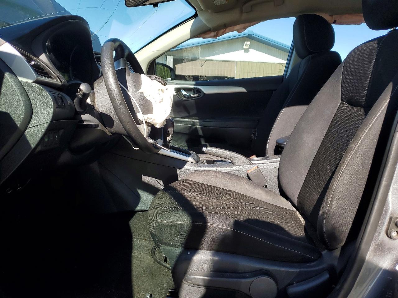 Nissan Sentra S