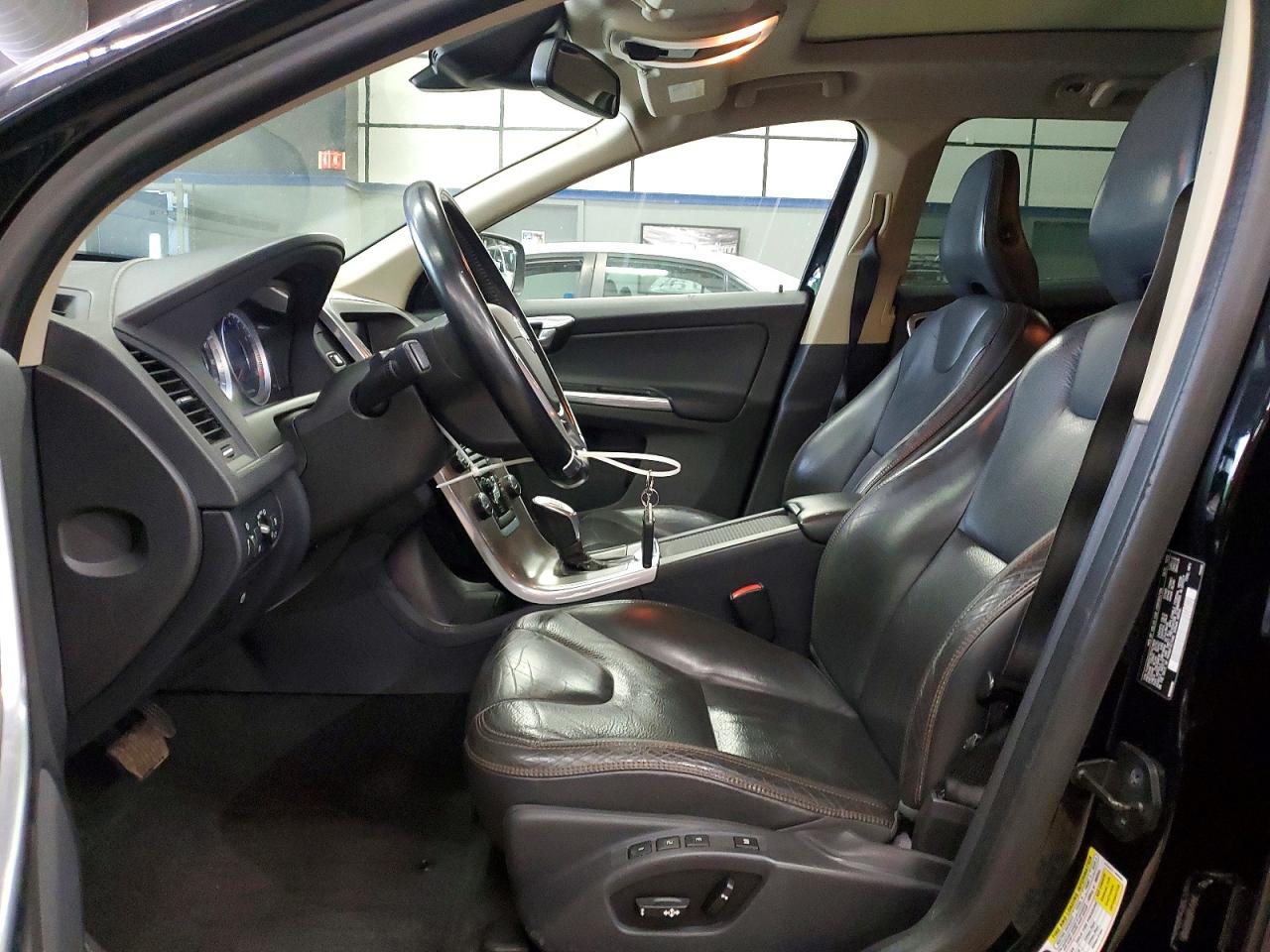 Volvo XC60 T6