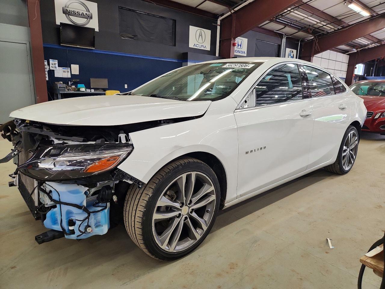 Salvage Chevrolet Malibu Image