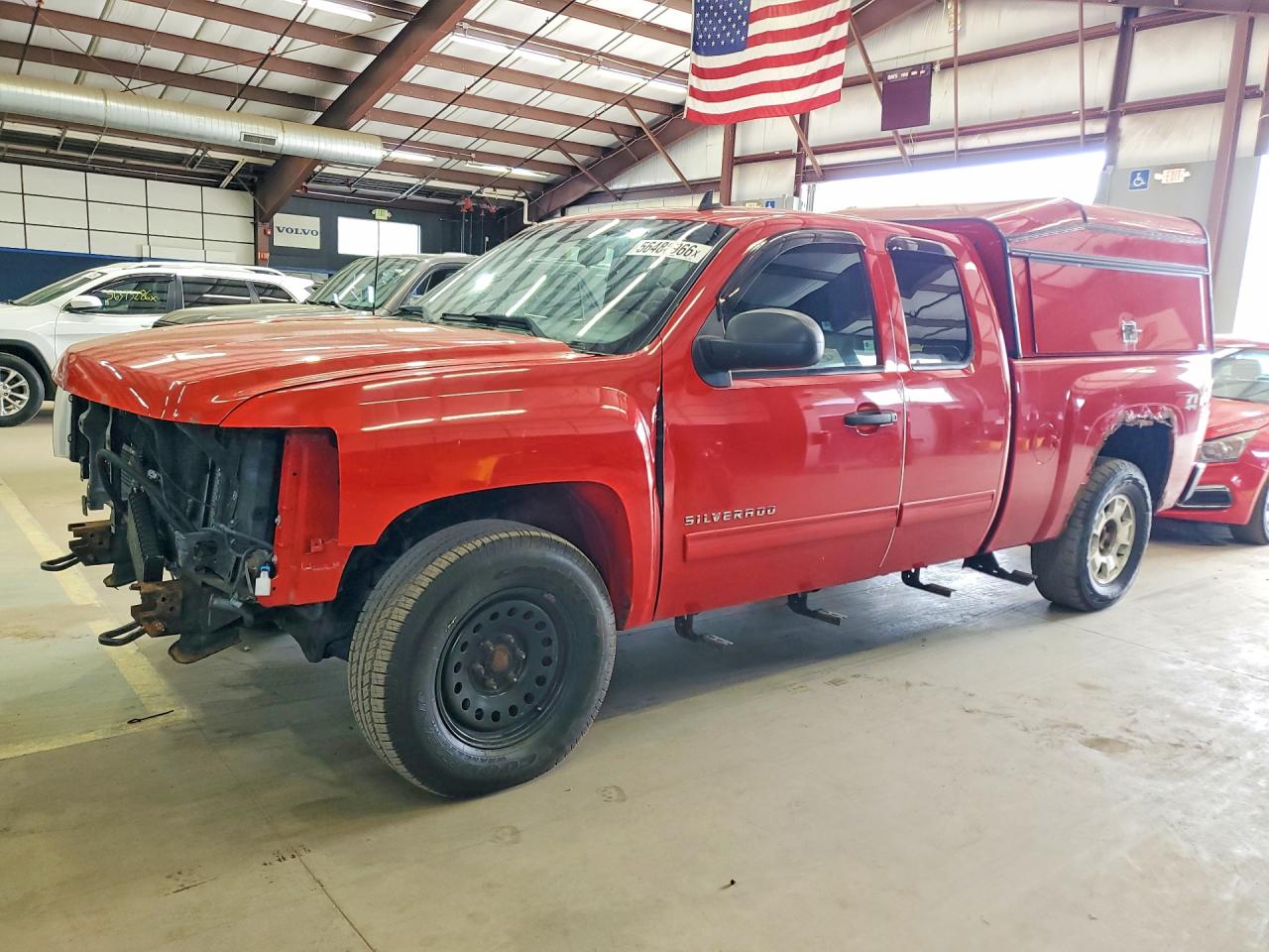 Salvage Chevrolet Silverado Image