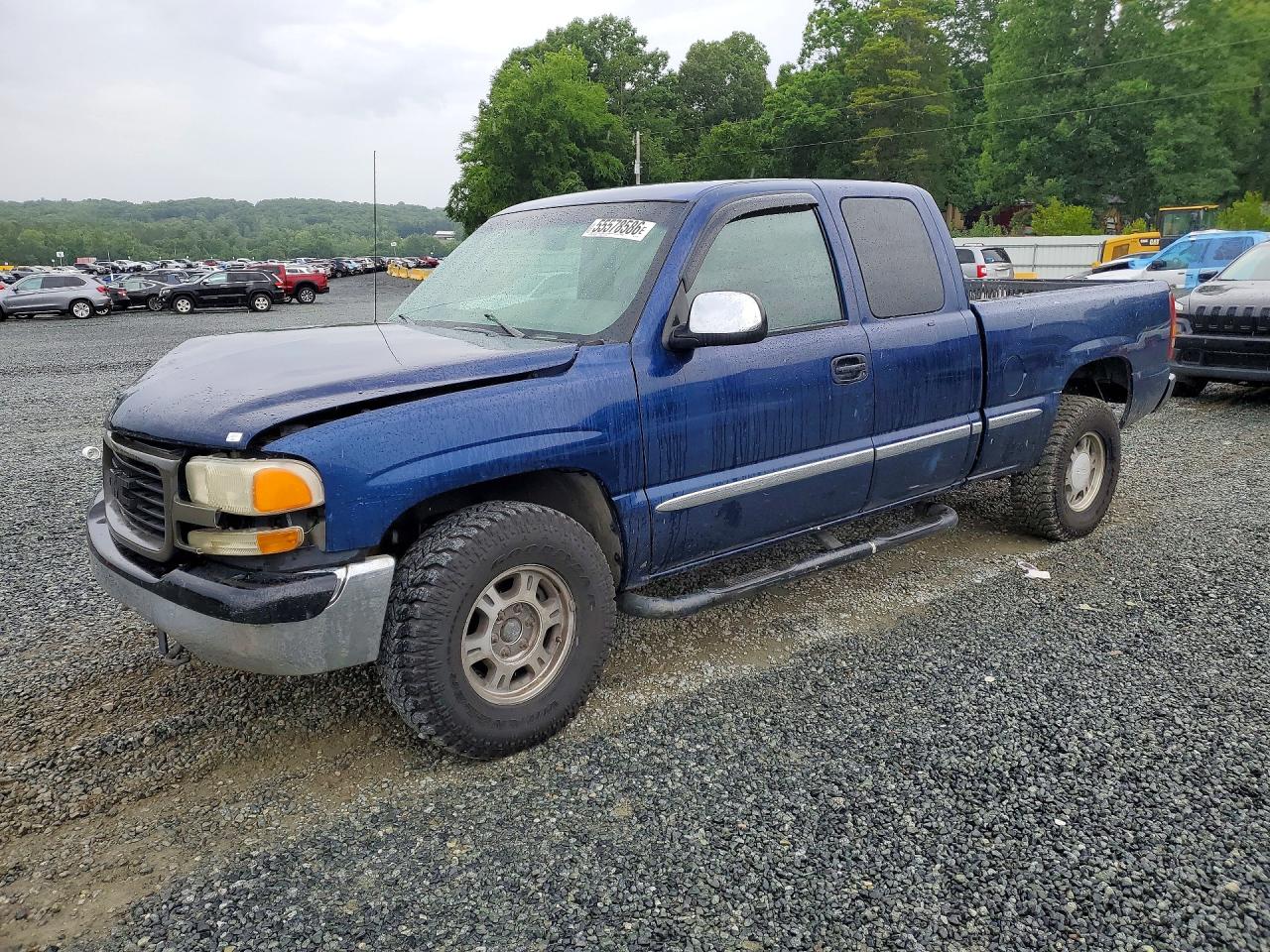 Salvage GMC Sierra Image
