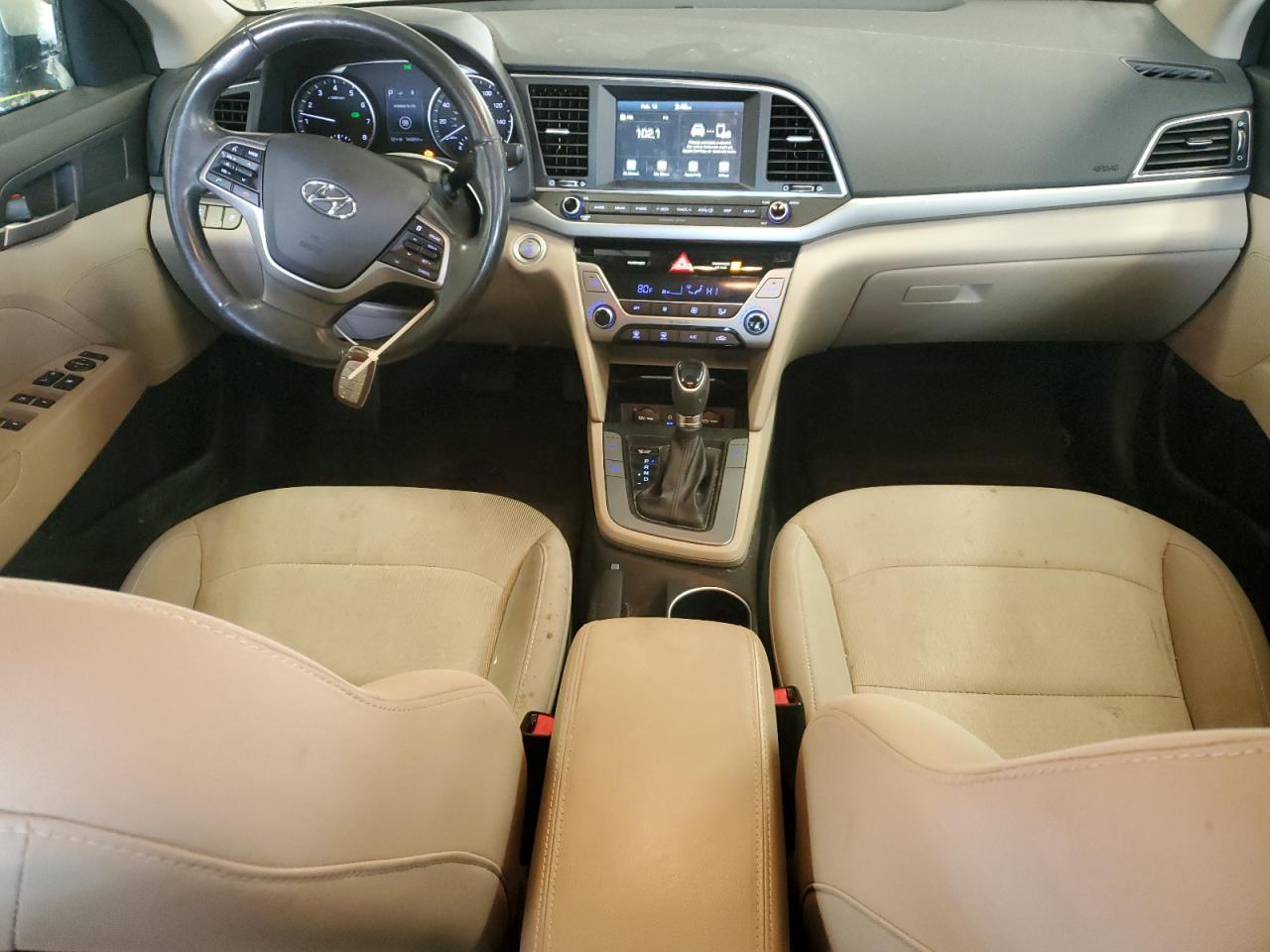 Hyundai ELANTRA Se