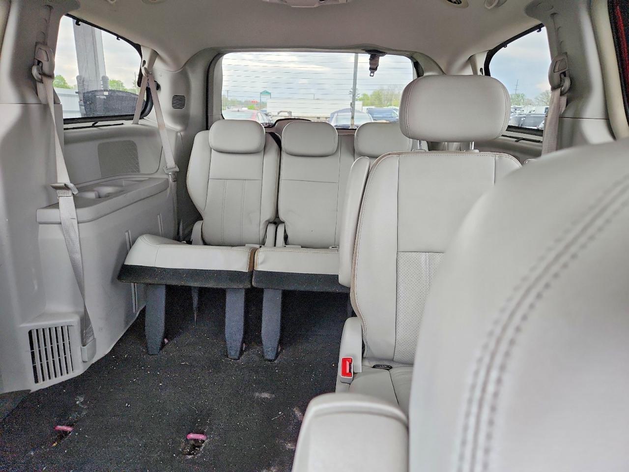Chrysler Minivan Touring Plus