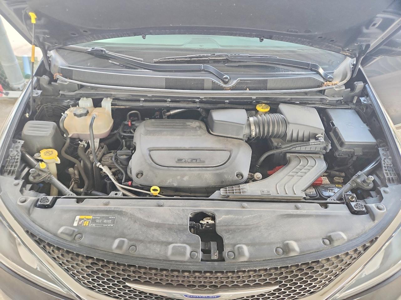 Chrysler Pacifica Touring L