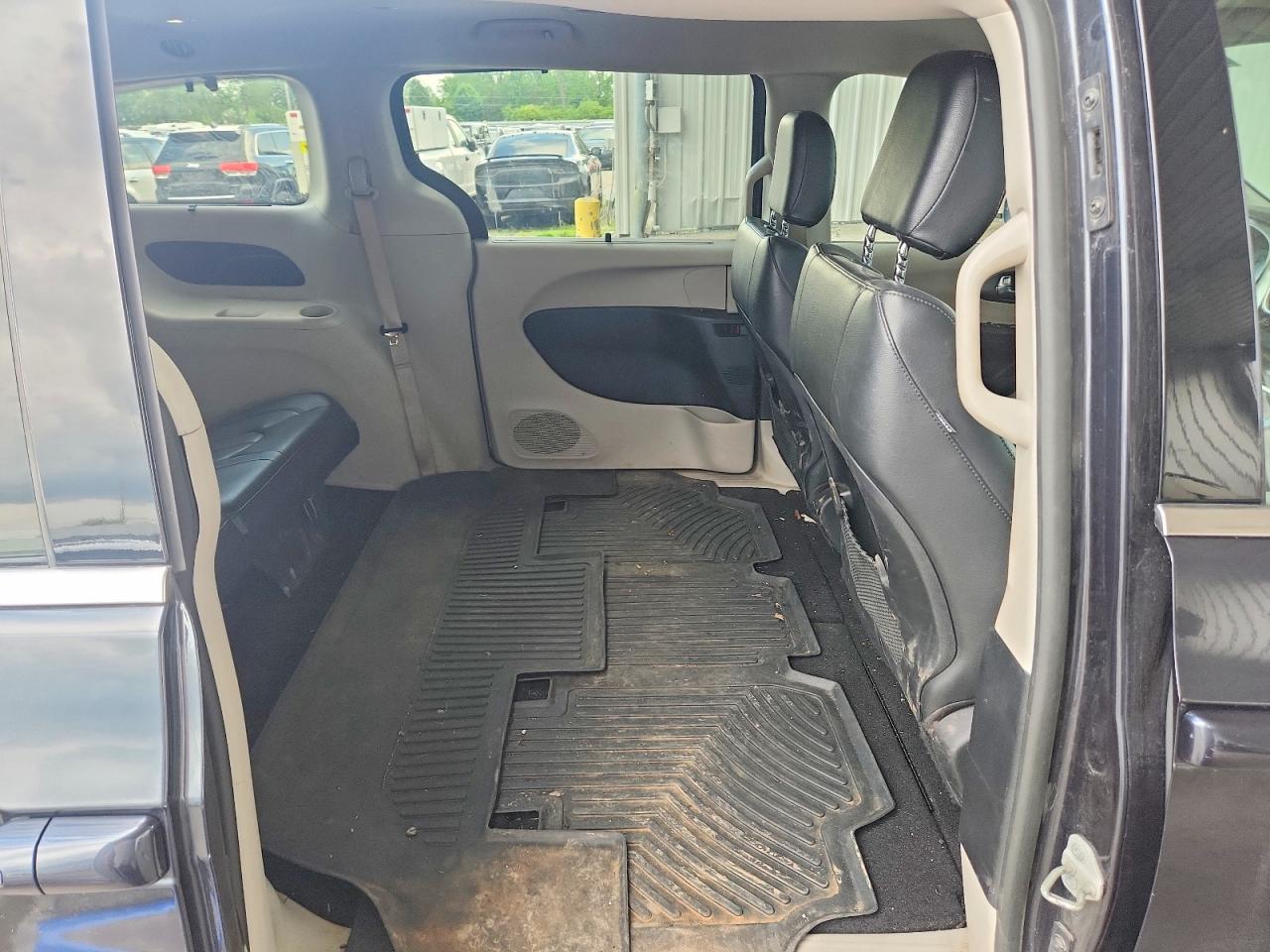 Chrysler Pacifica Touring L
