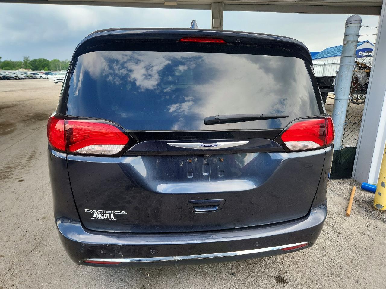 Chrysler Pacifica Touring L