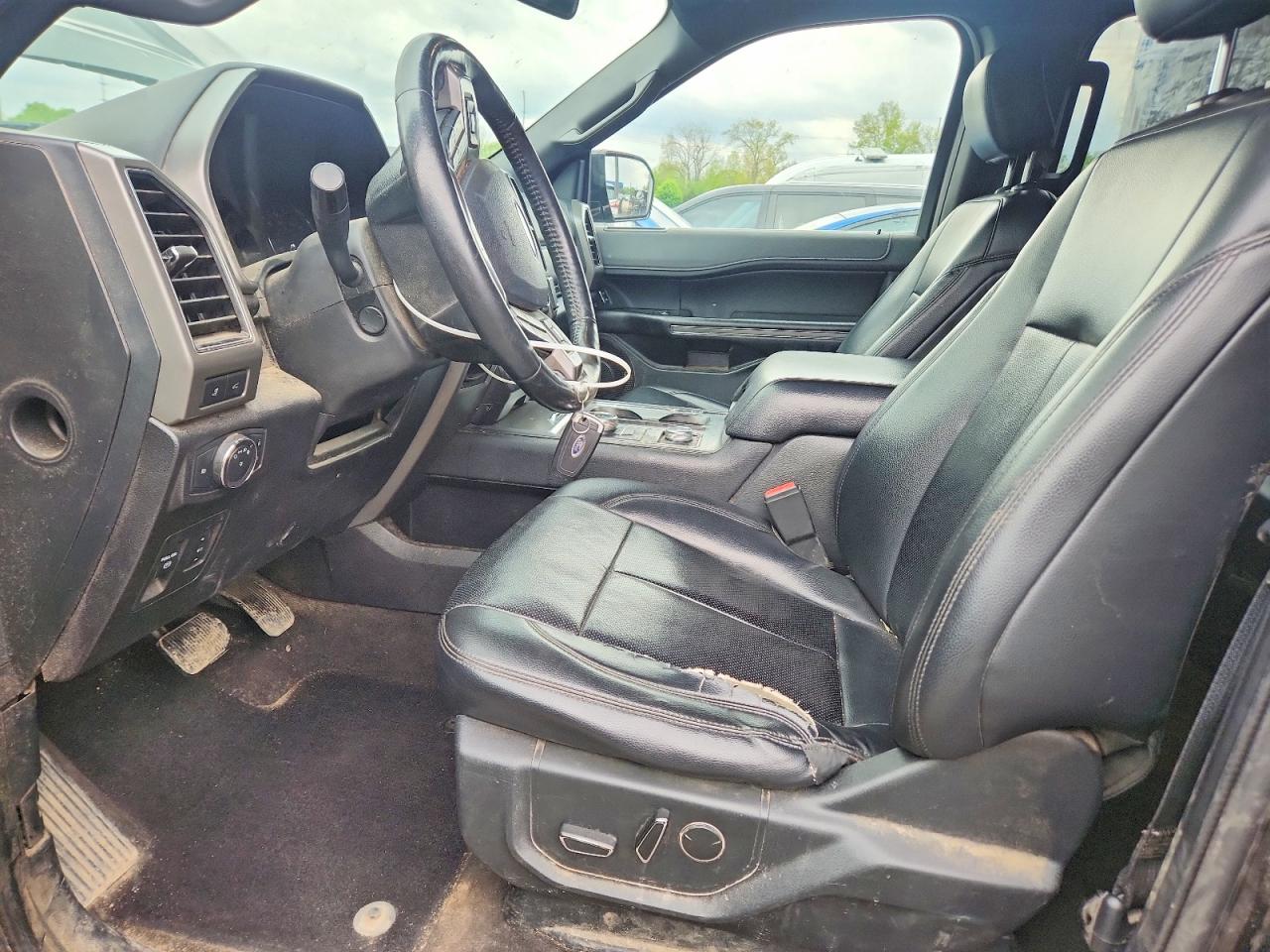 Ford Expedition Max Xlt
